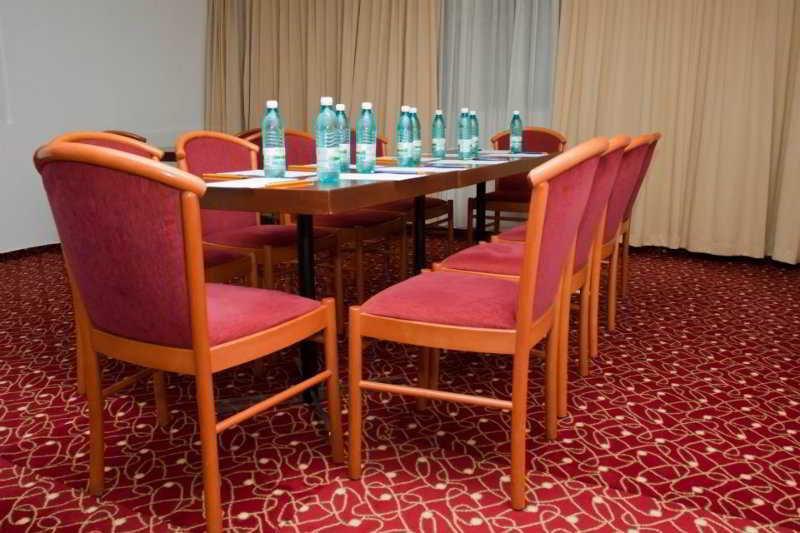 Visconti Militari Hotel Bukares Bagian luar foto