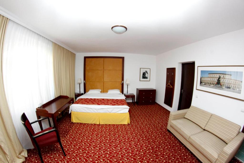 Visconti Militari Hotel Bukares Ruang foto