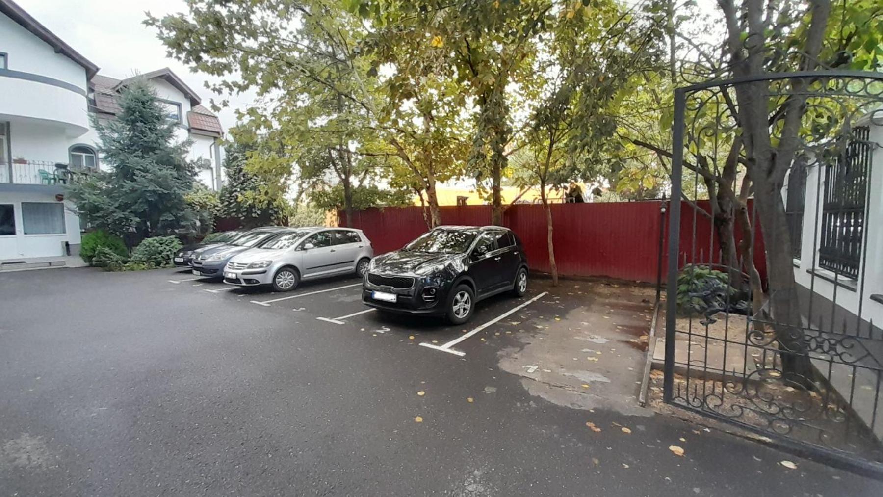Visconti Militari Hotel Bukares Bagian luar foto
