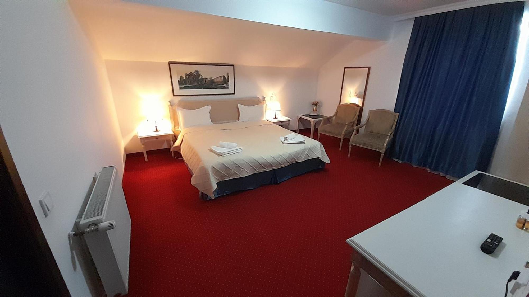 Visconti Militari Hotel Bukares Bagian luar foto